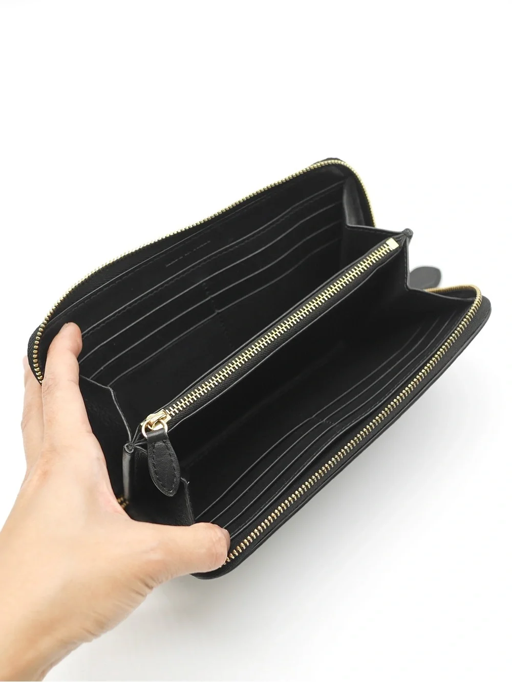 🍓BURBERRY Long Zippy Wallet